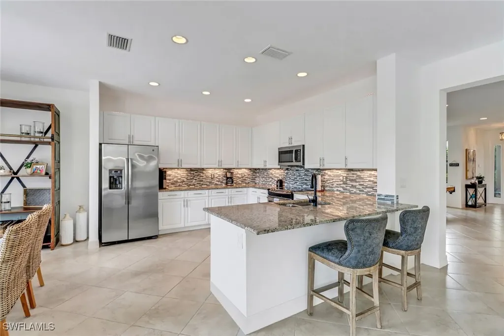 3295 Tahoe Court Naples FL 34119