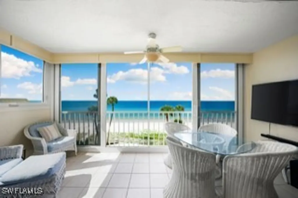 2885 Gulf Shore Boulevard N Naples FL 34103