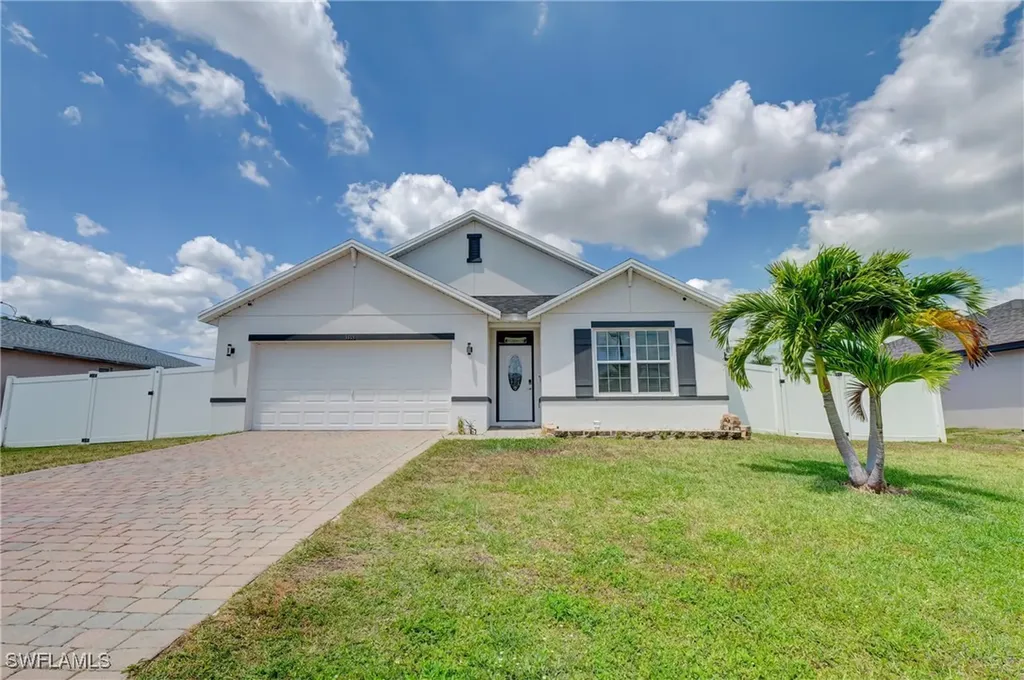 1626 SW 6th Avenue Cape Coral FL 33991
