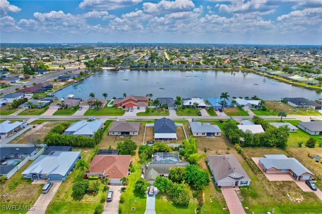 1626 SW 6th Avenue Cape Coral FL 33991