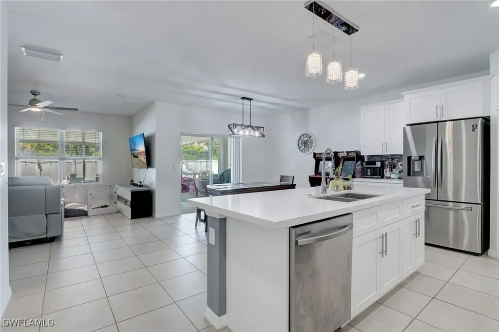 1626 SW 6th Avenue Cape Coral FL 33991