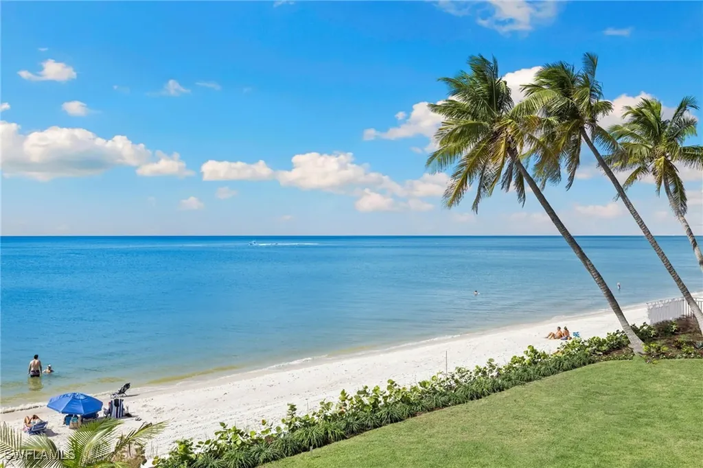 40 32nd Avenue S Naples FL 34102