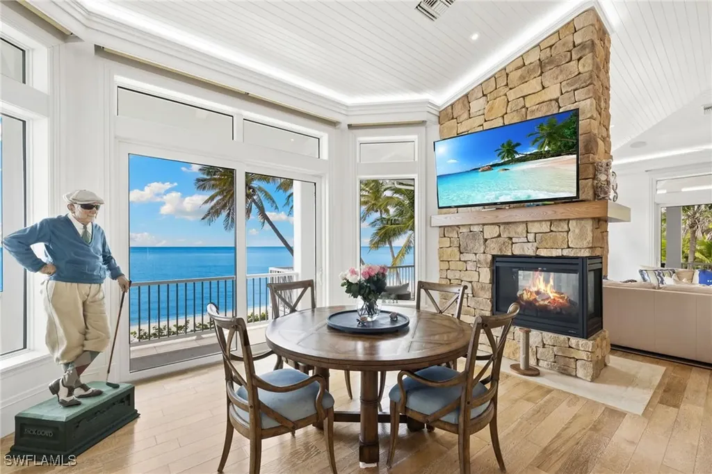 40 32nd Avenue S Naples FL 34102