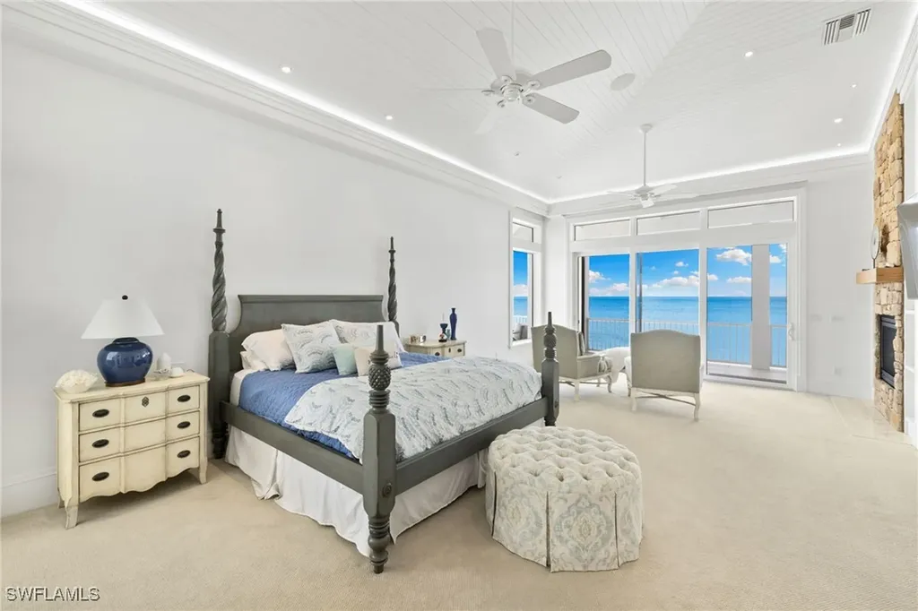 40 32nd Avenue S Naples FL 34102