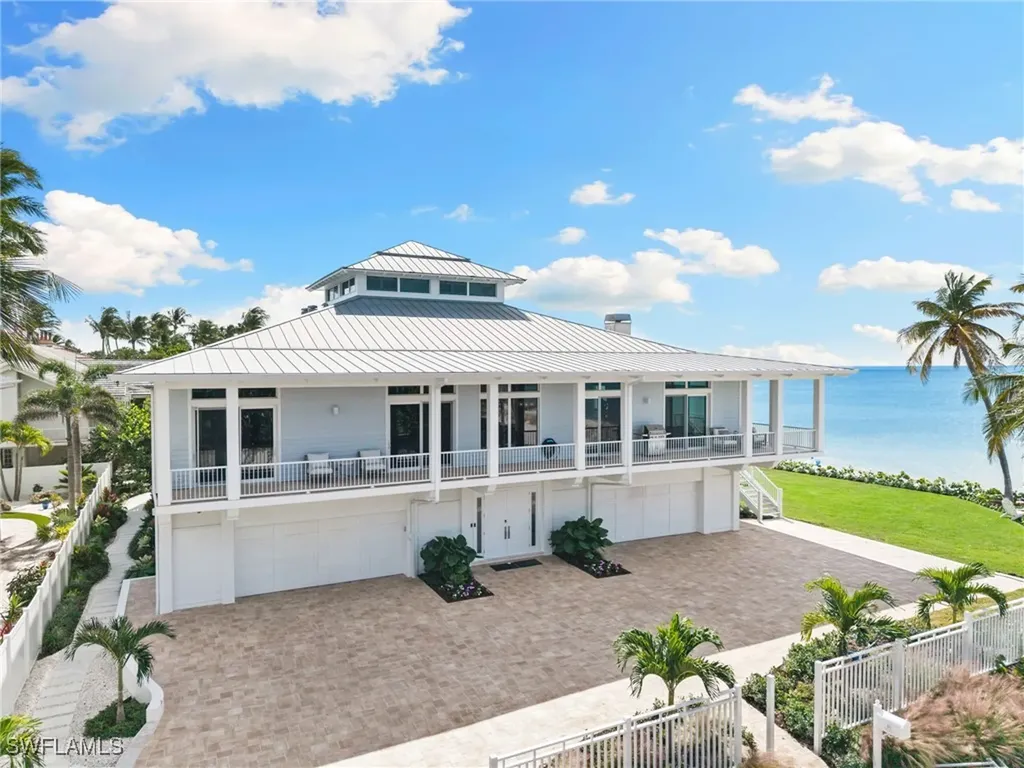 40 32nd Avenue S Naples FL 34102