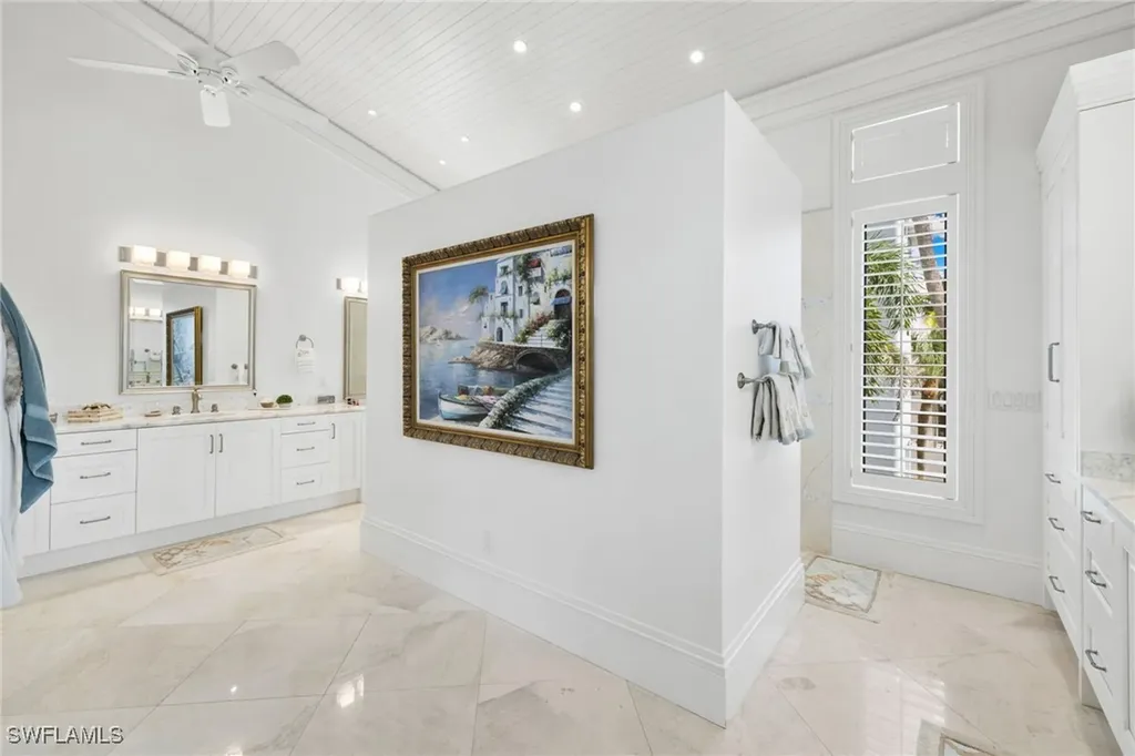 40 32nd Avenue S Naples FL 34102