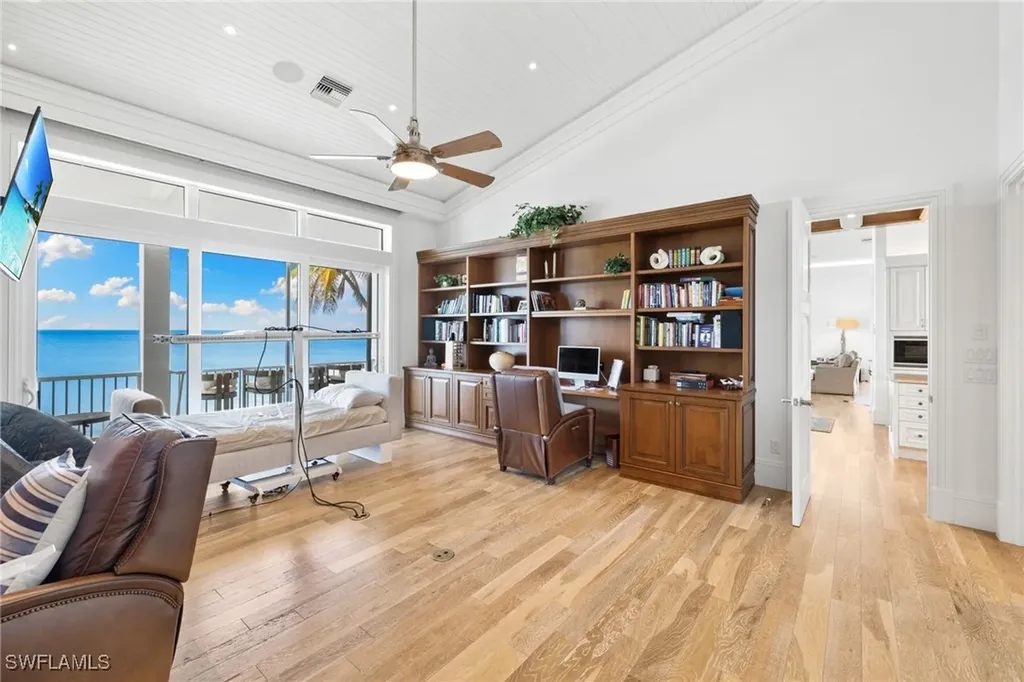 40 32nd Avenue S Naples FL 34102