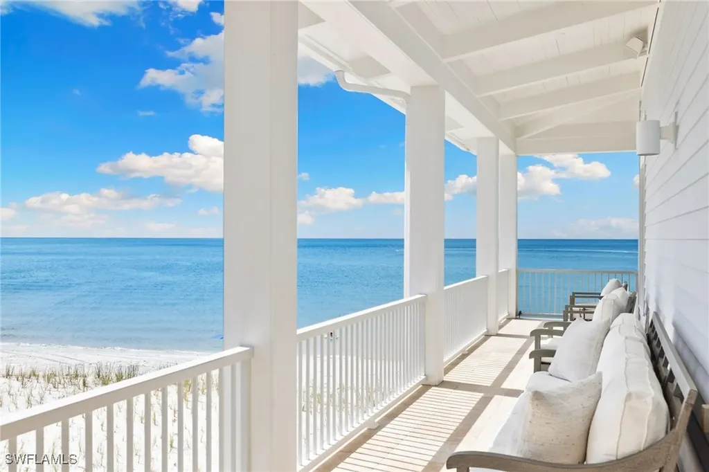 40 32nd Avenue S Naples FL 34102