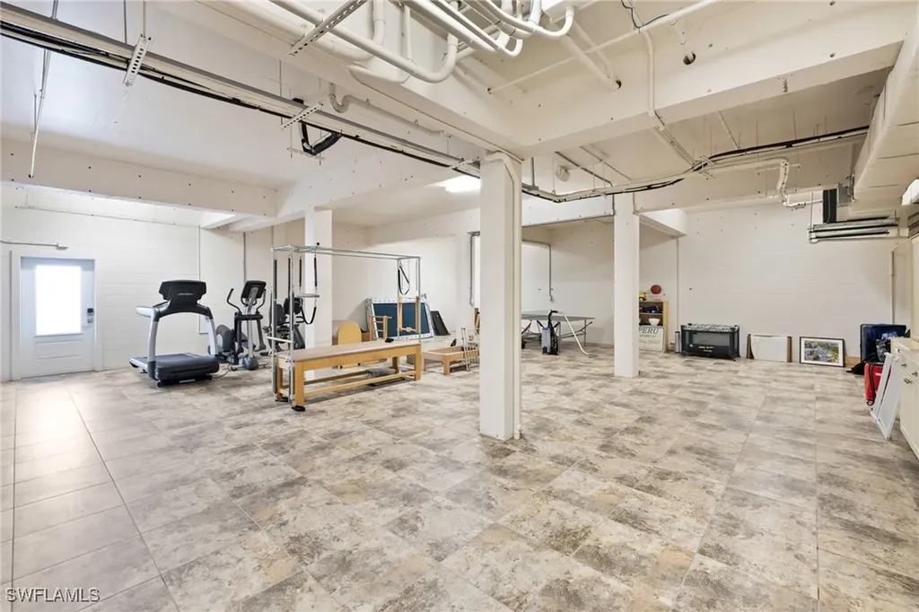 40 32nd Avenue S Naples FL 34102