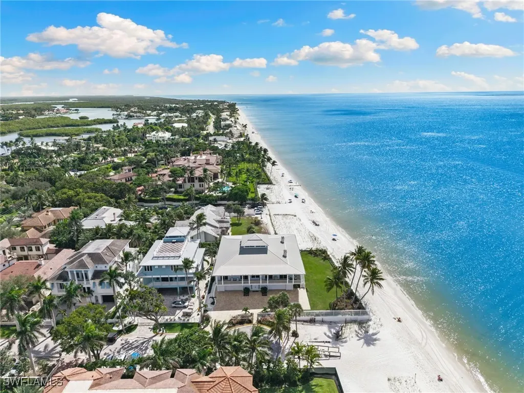 40 32nd Avenue S Naples FL 34102