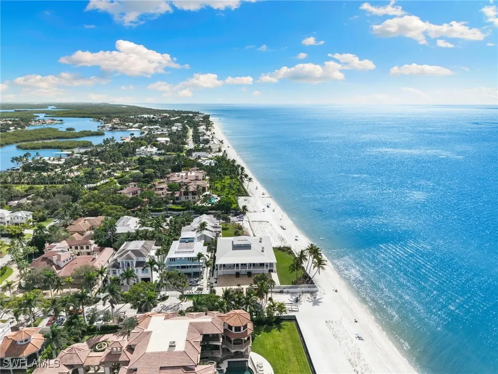 40 32nd Avenue S Naples FL 34102