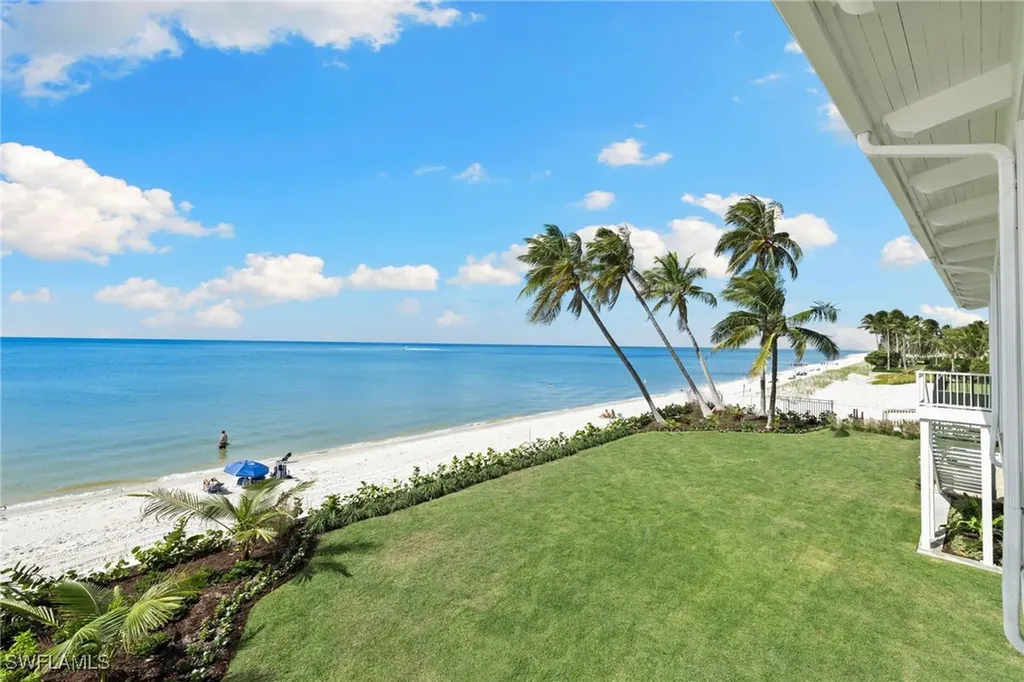 40 32nd Avenue S Naples FL 34102