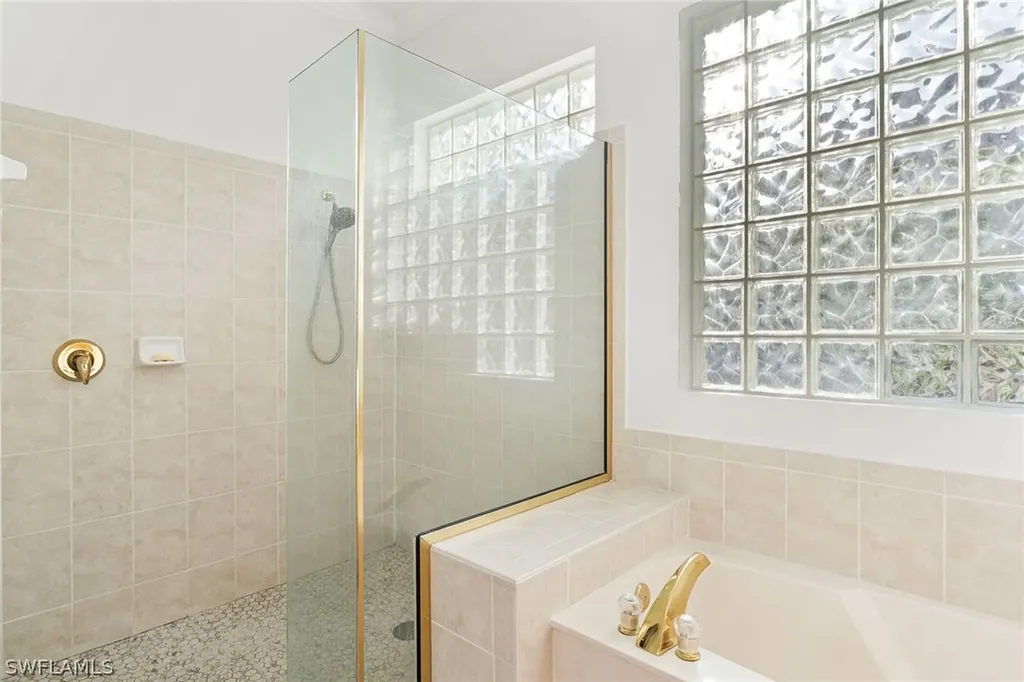 12512 Wildcat Cove Circle Estero FL 33928