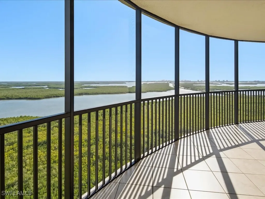 1050 Borghese Lane Naples FL 34114