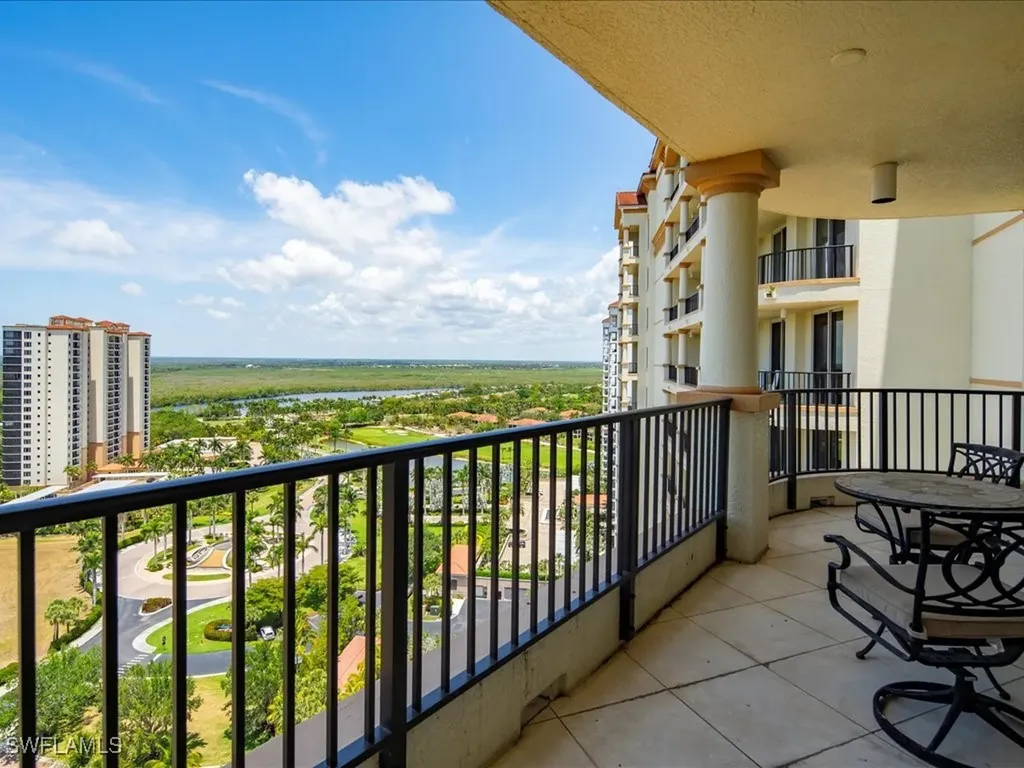 1050 Borghese Lane Naples FL 34114