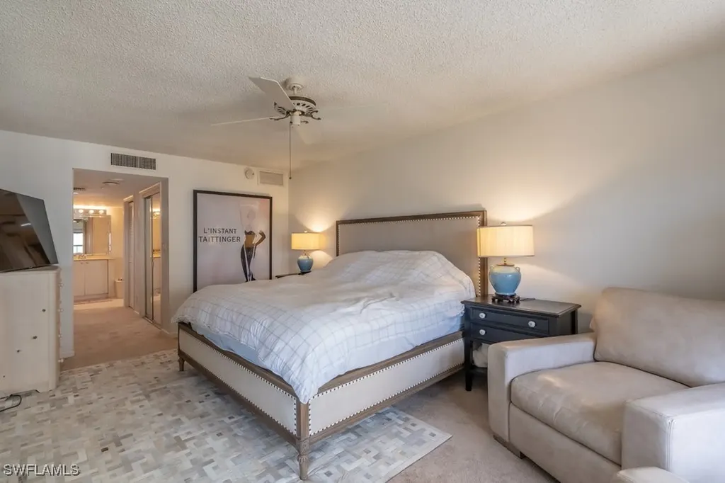 4451 Gulf Shore Boulevard N Naples FL 34103
