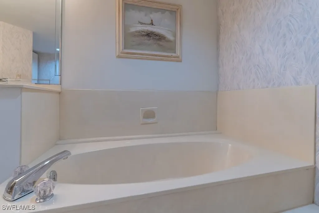 4451 Gulf Shore Boulevard N Naples FL 34103