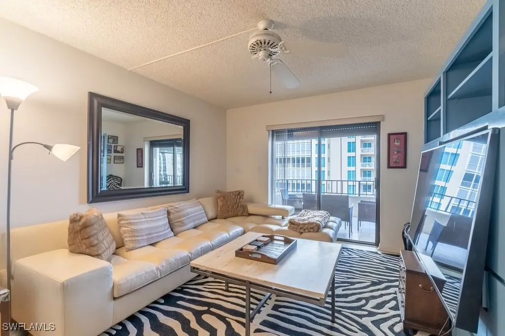 4451 Gulf Shore Boulevard N Naples FL 34103