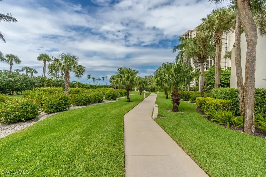 4451 Gulf Shore Boulevard N Naples FL 34103