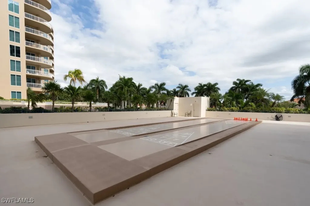 4451 Gulf Shore Boulevard N Naples FL 34103