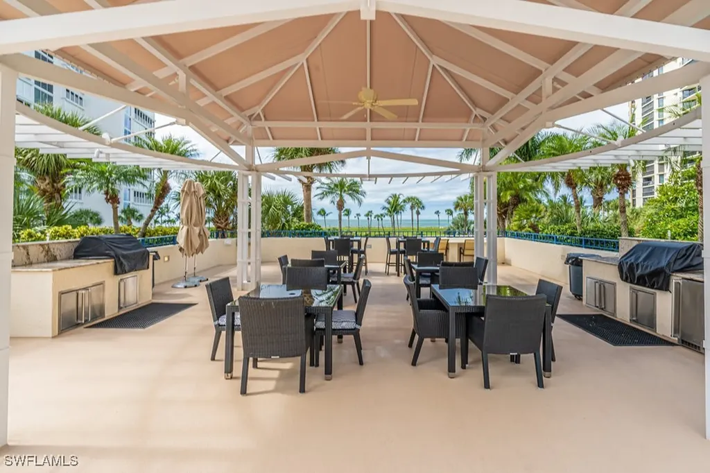 4451 Gulf Shore Boulevard N Naples FL 34103