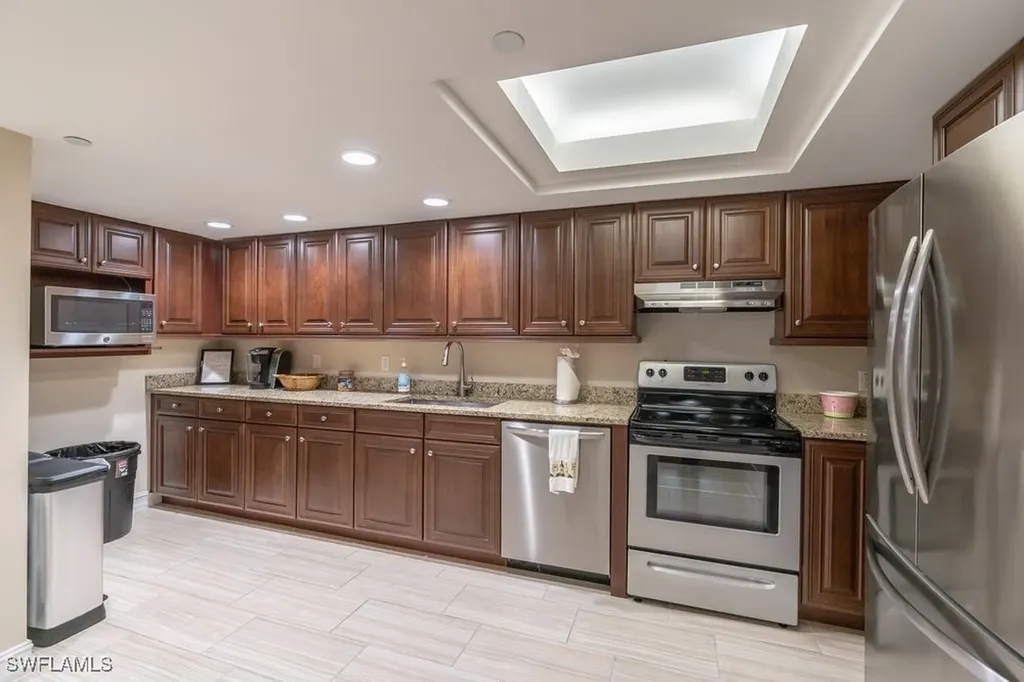 4451 Gulf Shore Boulevard N Naples FL 34103