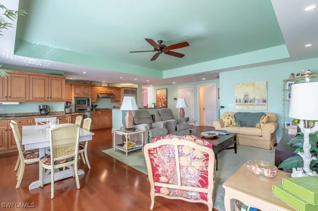 300 3rd Avenue S Naples FL 34102