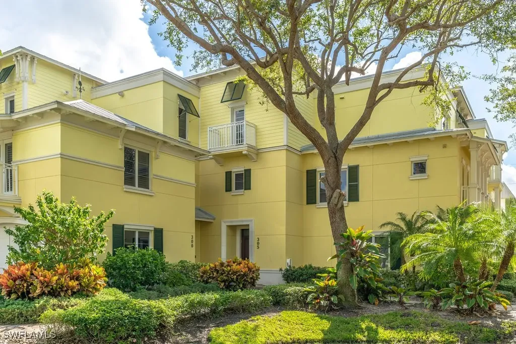 300 3rd Avenue S Naples FL 34102