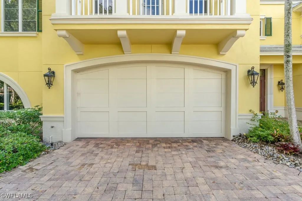 300 3rd Avenue S Naples FL 34102