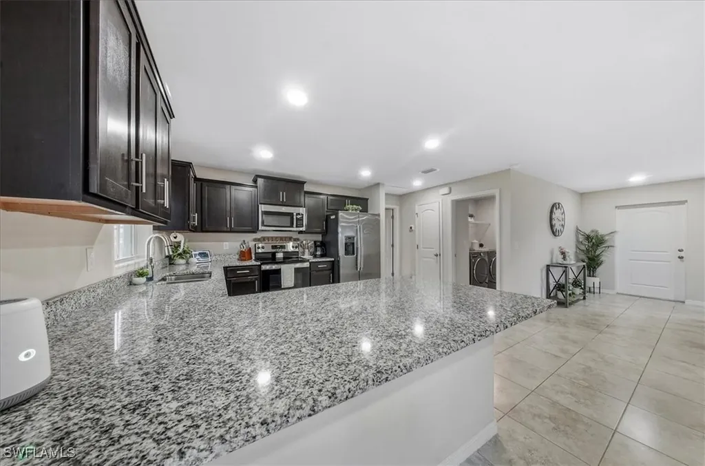 2818 43rd Street W Lehigh Acres FL 33971