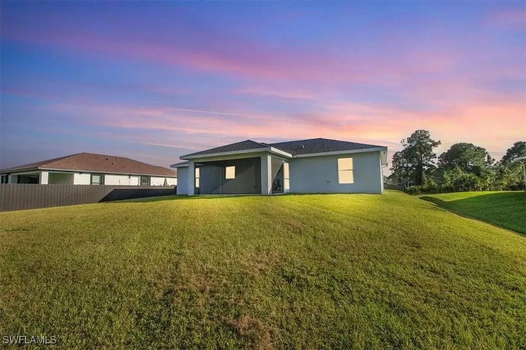 2818 43rd Street W Lehigh Acres FL 33971