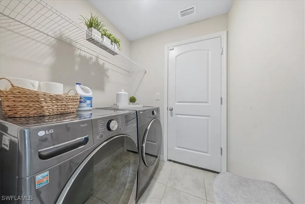 2818 43rd Street W Lehigh Acres FL 33971