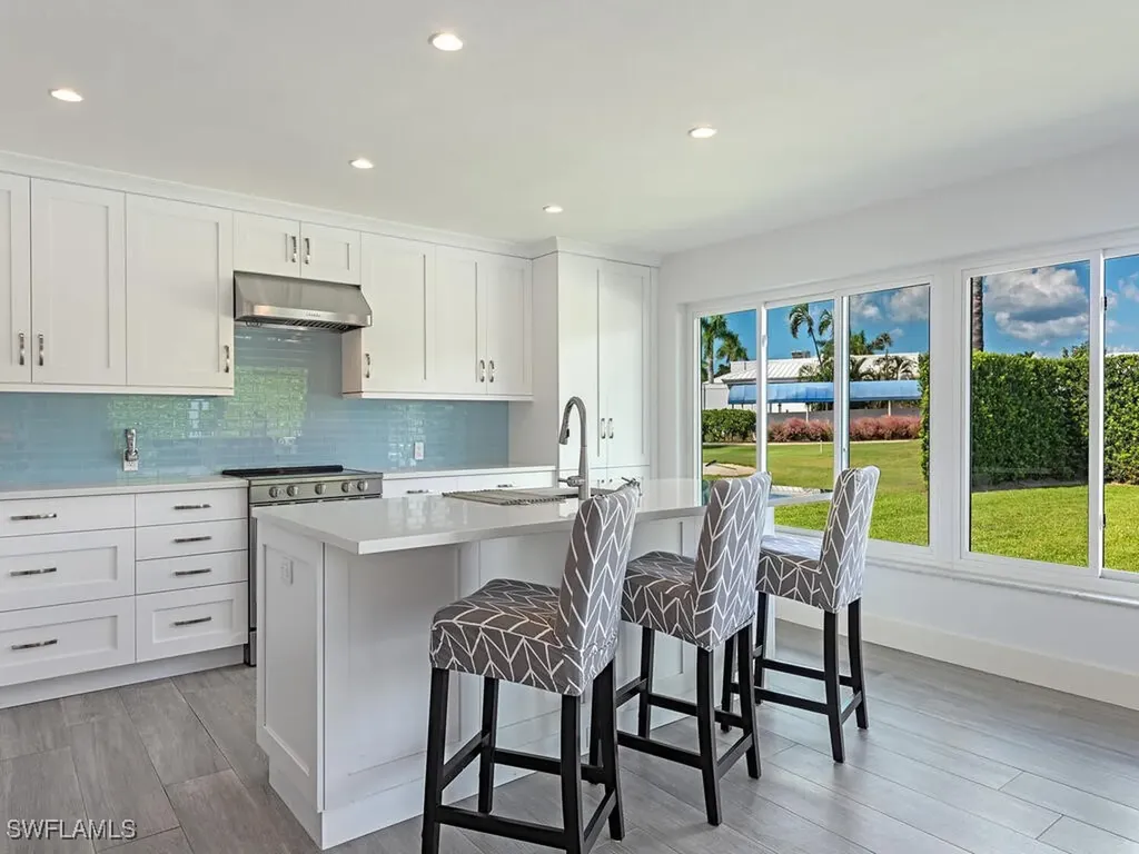 595 Wedge Drive Naples FL 34103