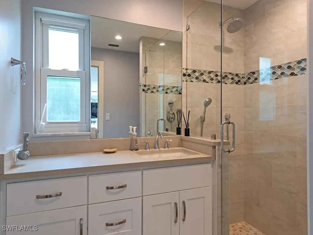 595 Wedge Drive Naples FL 34103