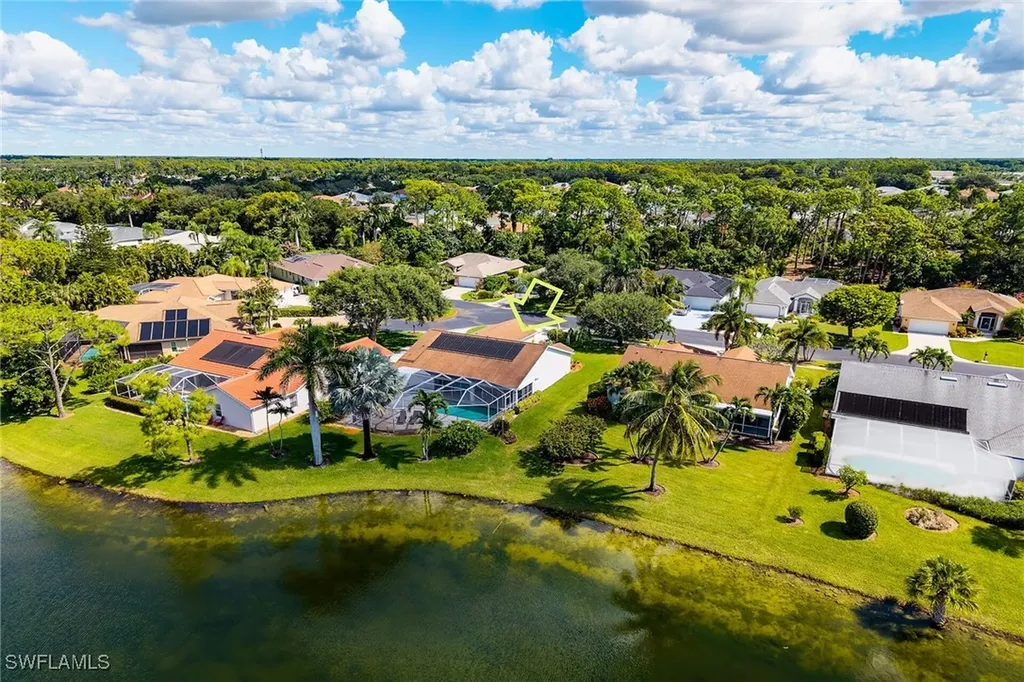 443 Dundee Court Naples FL 34104