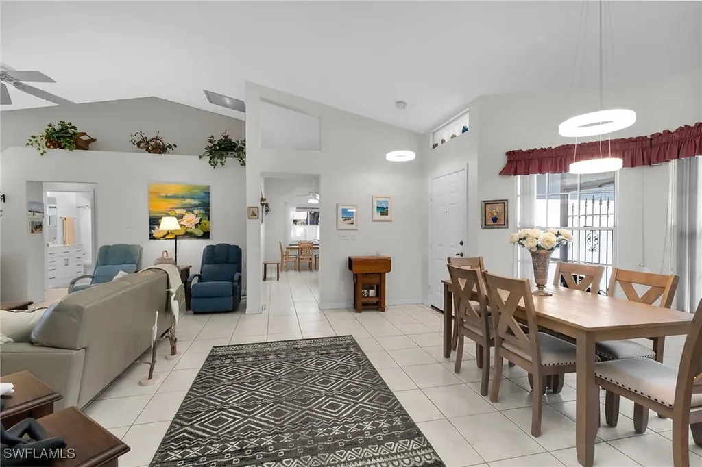 443 Dundee Court Naples FL 34104