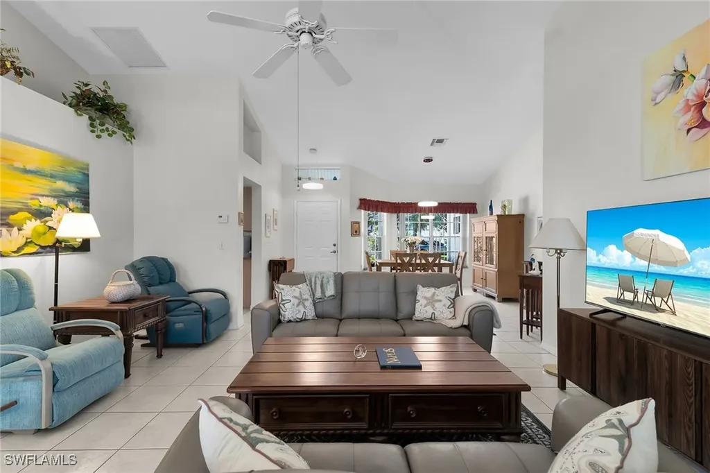 443 Dundee Court Naples FL 34104
