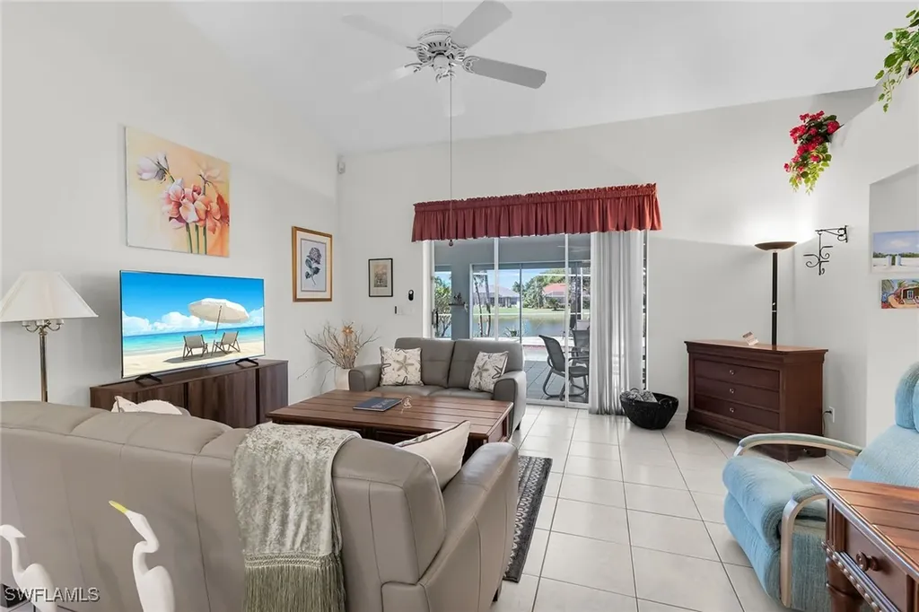 443 Dundee Court Naples FL 34104