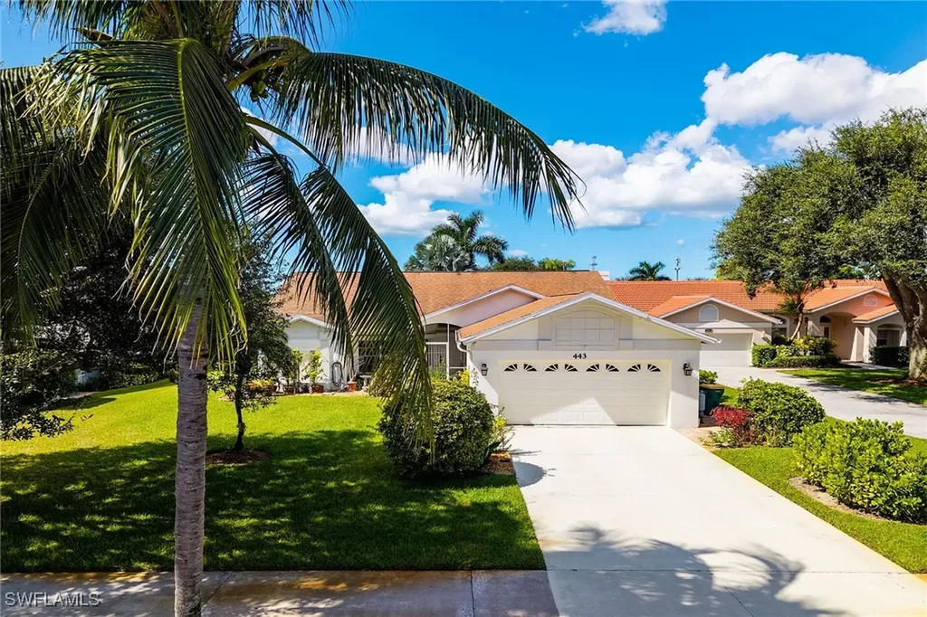 443 Dundee Court Naples FL 34104