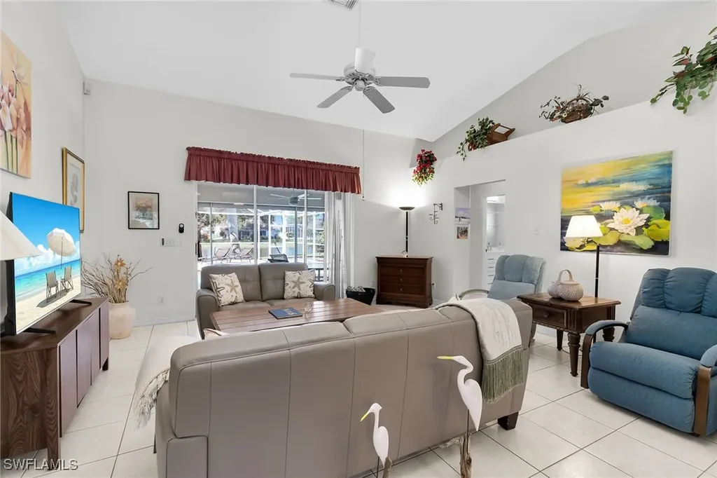 443 Dundee Court Naples FL 34104