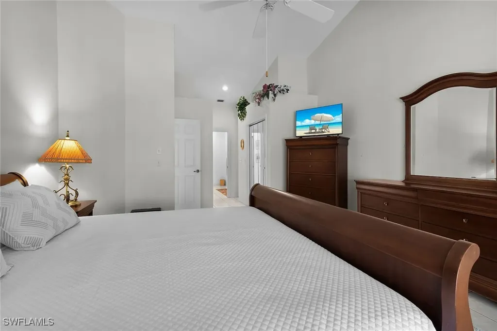 443 Dundee Court Naples FL 34104