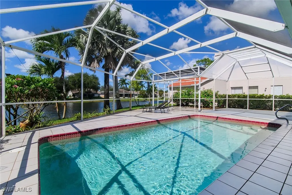 443 Dundee Court Naples FL 34104