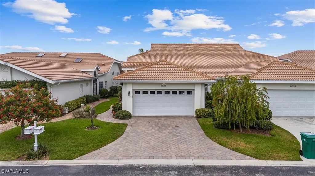 6533 Ilex Circle Naples FL 34109