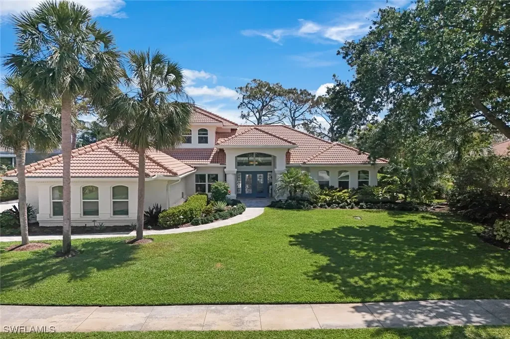 25011 Goldcrest Drive Bonita Springs FL 34134