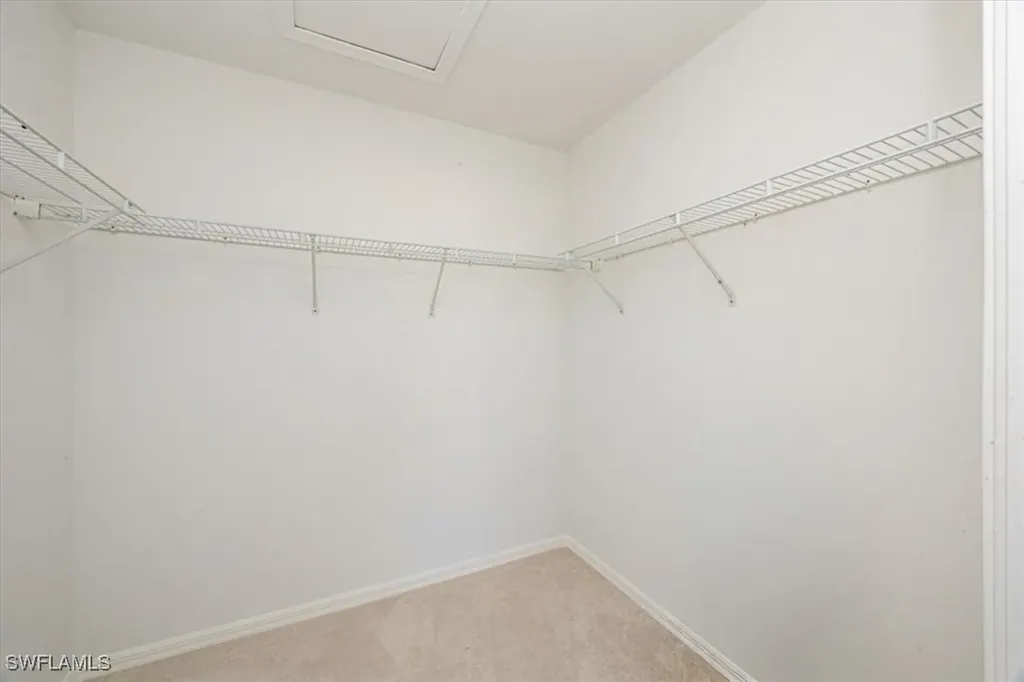 9856 Luna Circle Naples FL 34109
