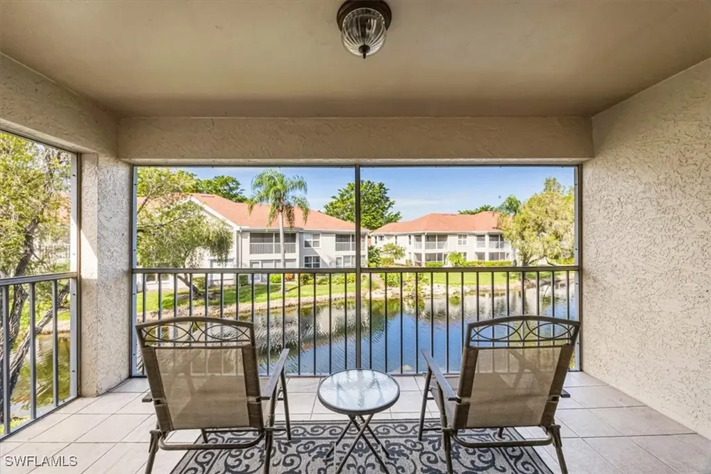 9856 Luna Circle Naples FL 34109