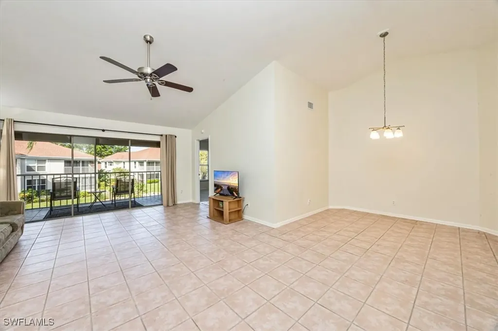 9856 Luna Circle Naples FL 34109