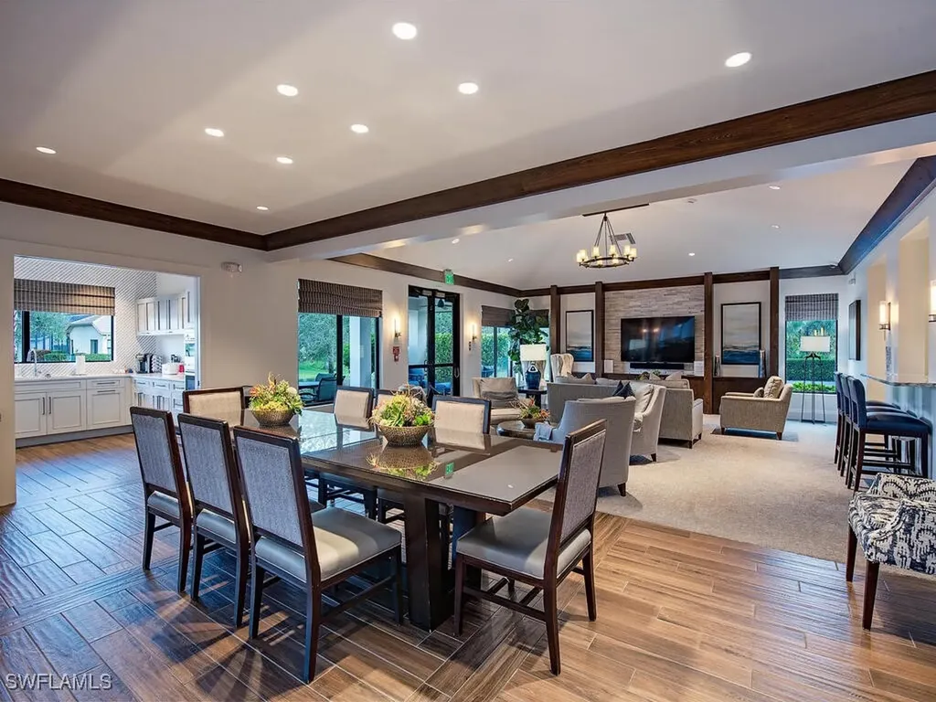 8093 San Vista Circle Naples FL 34109