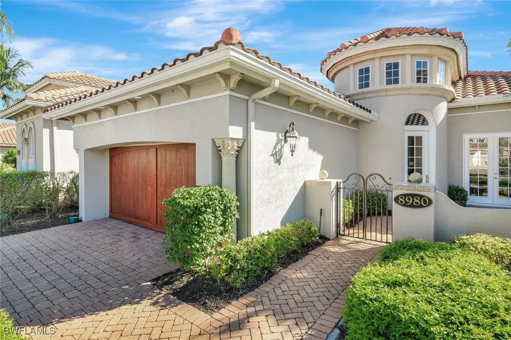 8980 Cherry Oaks Trail Naples FL 34114