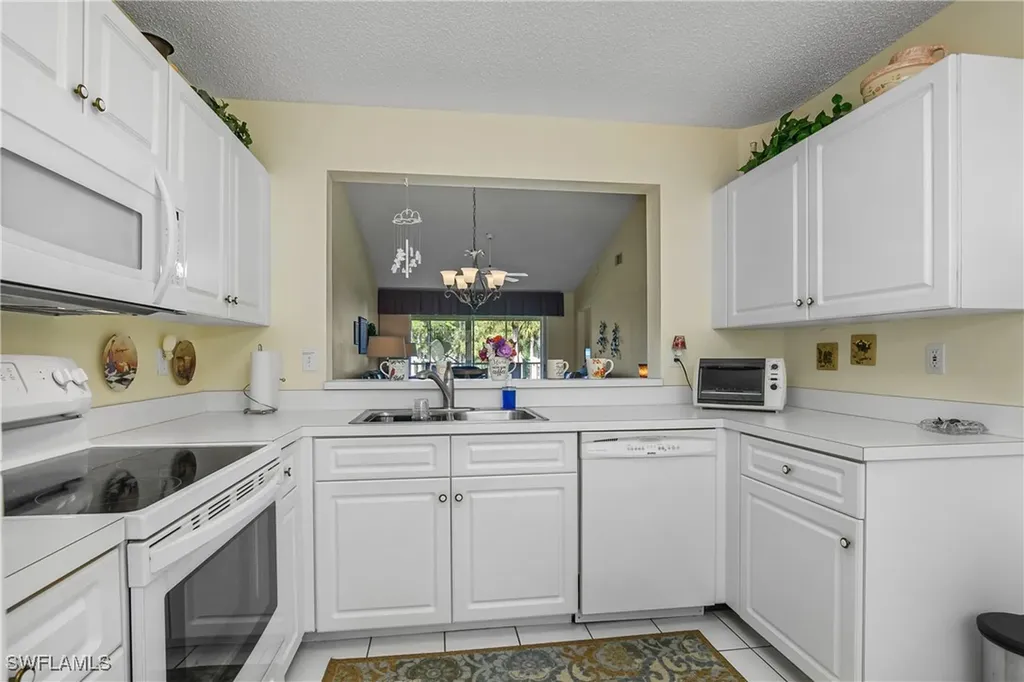721 Landover Court Naples FL 34104